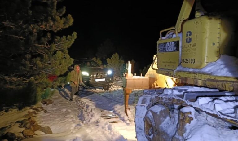 Kazdağı Milli Parkı’nda kamyonete bindirerek mahsur kaldılar – Son Dakika Türkiye Haberleri