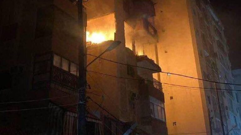 İsrail ordusu, Lübnan’daki Hizbullah silah deposunda hava saldırılarının gerçekleştiğini açıkladı.