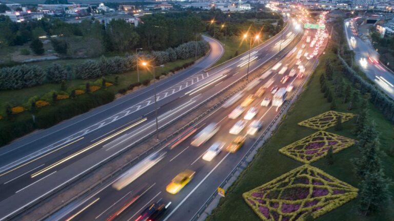 Son 22 yılda 300 milyar dolarlık bir yatırım ve altyapı yapıldı