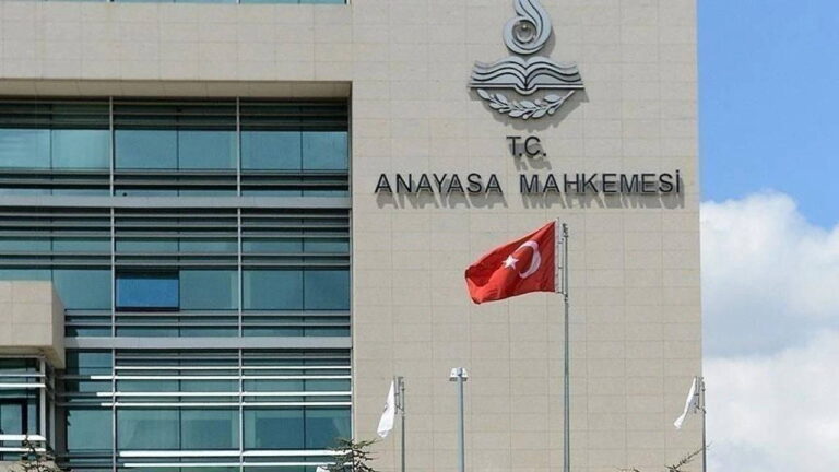 Anayasa Mahkemesinin Gündeminde Cinsiyet Değişimi Ameliyatı Yasası – Türkiye Haberlerini Kırma